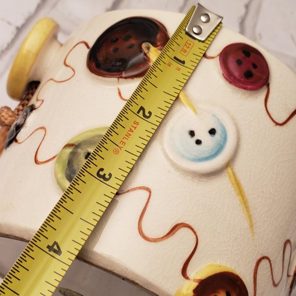 Fred Roberts Bucket of Buttons - Picture 10 of 11